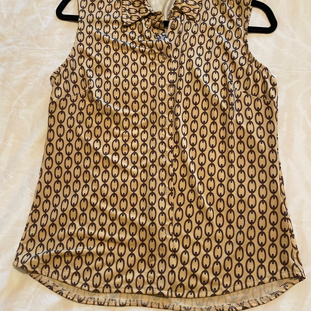 Tahari sleeveless top